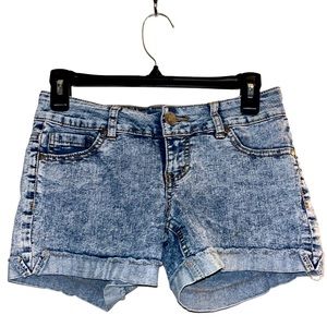 Celebrity Pink denim shorts
